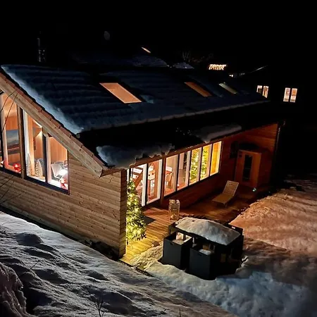 Neu: Alpen-chalet Seekarblick Mit Pool Dağ evi Lenggries